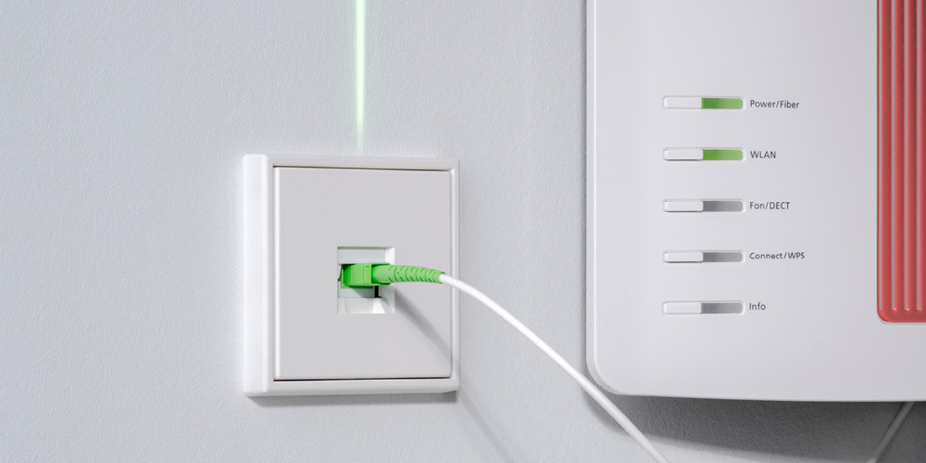 Die neuen Glasfaser-Anschlussdosen bei Elektroinstallation Rauch in Eschenburg-Simmersbach