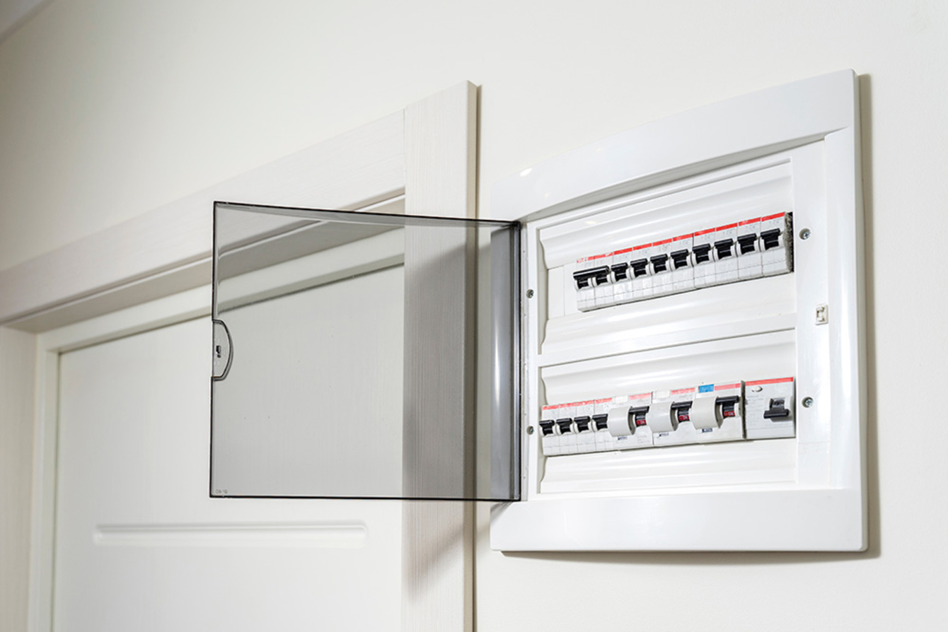 Über­spannungs­schutz bei Elektroinstallation Rauch in Eschenburg-Simmersbach
